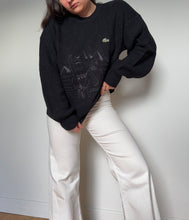 Charger l'image dans la galerie, Pull Lacoste broderie collection ski des années 80' fabriqué en France - L