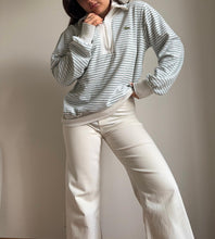 Charger l'image dans la galerie, Pull half zip Lacoste en tissu éponge fabriqué en France dans les années 80's - M