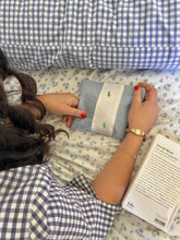 Upload image to gallery, La Mini trousse Patchwork upcyclée