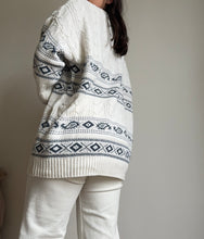 Charger l'image dans la galerie, Pull Lacoste en grosse maille des années 80' - L