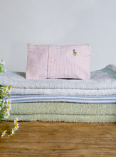 Charger l'image dans la galerie, Trousse Chemise dentelle upcyclée