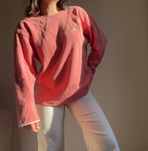 Charger l'image dans la galerie, Pull Lacoste broderie fleurs des années 80’ - L