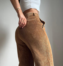 Upload image to gallery, Pantalon Lacoste en velours côtelé fabriqué en France des années 80' - S/M