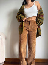 Upload image to gallery, Pantalon Lacoste en velours côtelé fabriqué en France des années 80' - S/M