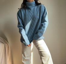 Upload image to gallery, Pull col roulé Lacoste en grosse maille - L