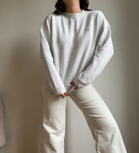 Charger l'image dans la galerie, Sweat Lacoste en coton piqué logo ton sur ton - M