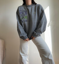 Charger l'image dans la galerie, Pull Lacoste broderie ski des années 80' - L