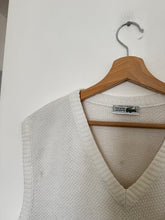 Upload image to gallery, Pull col V sans manche Lacoste fabriqué dans les années 80' - S