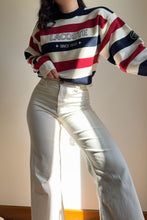 Charger l'image dans la galerie, Pull Lacoste brodé à rayures des années 80' - M