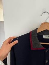 Upload image to gallery, Pull Lacoste au col boutonné des années 80' - L