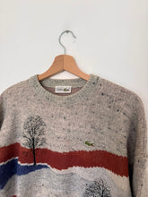 Upload image to gallery, Pull Lacoste brodé des années 80' fabriqué en France - L
