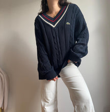 Charger l'image dans la galerie, Pull col V Lacoste à la maille tressée fabriqué en France des années 80' - L