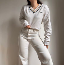 Upload image to gallery, Pull col V Lacoste léger en coton - M
