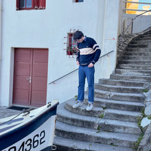 Charger l&#39;image dans la galerie, Pull Lacoste Yachting des années 80’ - XL
