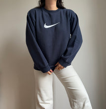 Charger l&#39;image dans la galerie, Sweat Nike brodé vintage bleu marine - S
