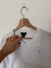 Charger l&#39;image dans la galerie, Pull col V Ralph Lauren en coton - XS
