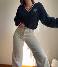 Charger l&#39;image dans la galerie, Pull col V Lacoste des années 90&#39;s - XL
