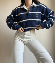 Upload image to gallery, Pull Lacoste brodé rose des vents des années 80&#39; - L
