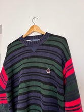 Charger l&#39;image dans la galerie, Pull Tommy Hilfiger à rayures vintage - L
