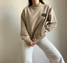 Upload image to gallery, Pull Lacoste col cheminé des années 80’ - M
