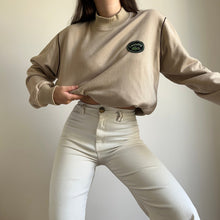 Upload image to gallery, Pull Lacoste col cheminé des années 80’ - M
