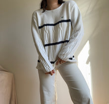 Charger l&#39;image dans la galerie, Pull Lacoste à la maille tressée - M
