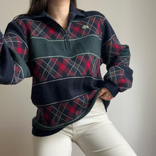 Upload image to gallery, Pull half zip Lacoste motif tartan des années 80&#39; - M
