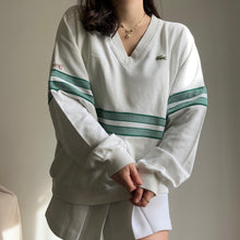 Upload image to gallery, Pull col V Lacoste des années 80&#39; fabriqué en France  - XL
