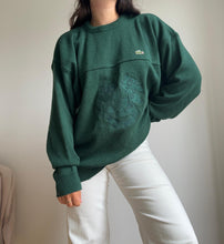 Upload image to gallery, Pull Lacoste brodé des années 80&#39; fabriqué en France - XL
