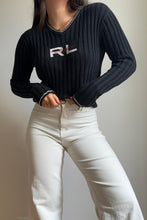 Upload image to gallery, Pull col V Ralph Lauren « RL » maille côtelée - S
