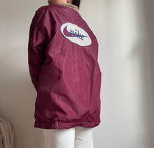 Upload image to gallery, Veste Nike Vintage avec un col en velours côtelé - S
