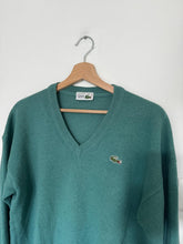 Upload image to gallery, Pull col V Lacoste en laine des années 80&#39; fabriqué en France - L
