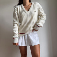 Charger l&#39;image dans la galerie, Pull col V Lacoste en maille côtelée des années 80&#39; - M
