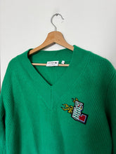 Charger l&#39;image dans la galerie, Pull col V Lacoste en laine big croco - S
