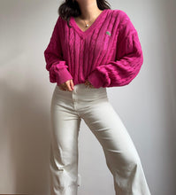 Charger l&#39;image dans la galerie, Pull col V Lacoste à la maille tressée des années 80 - XL
