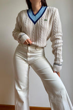 Upload image to gallery, Pull col V Lacoste à la maille tressée - S
