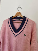 Upload image to gallery, Pull col V Lacoste fabriqué dans les années 90&#39;s - L
