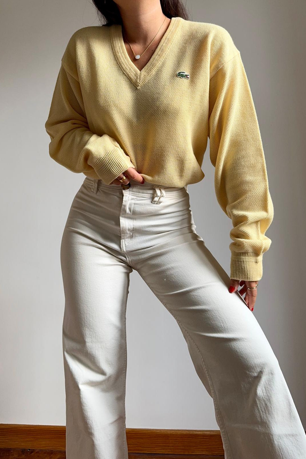 Pull col V Lacoste fabriqué dans les années 90' - M