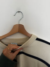 Charger l&#39;image dans la galerie, Pull Lacoste Yachting brodé fabriqué dans les années 90&#39; - XL
