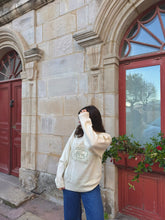 Charger l'image dans la galerie, Pull Lacoste brodé en grosse maile des années 80' made in France - L
