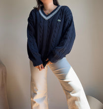 Upload image to gallery, Pull col V Lacoste en maille tressée - L
