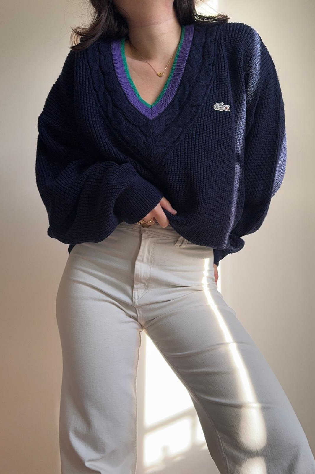 Pull col V Lacoste en grosse maille fabriqué dans les années 80's - XL